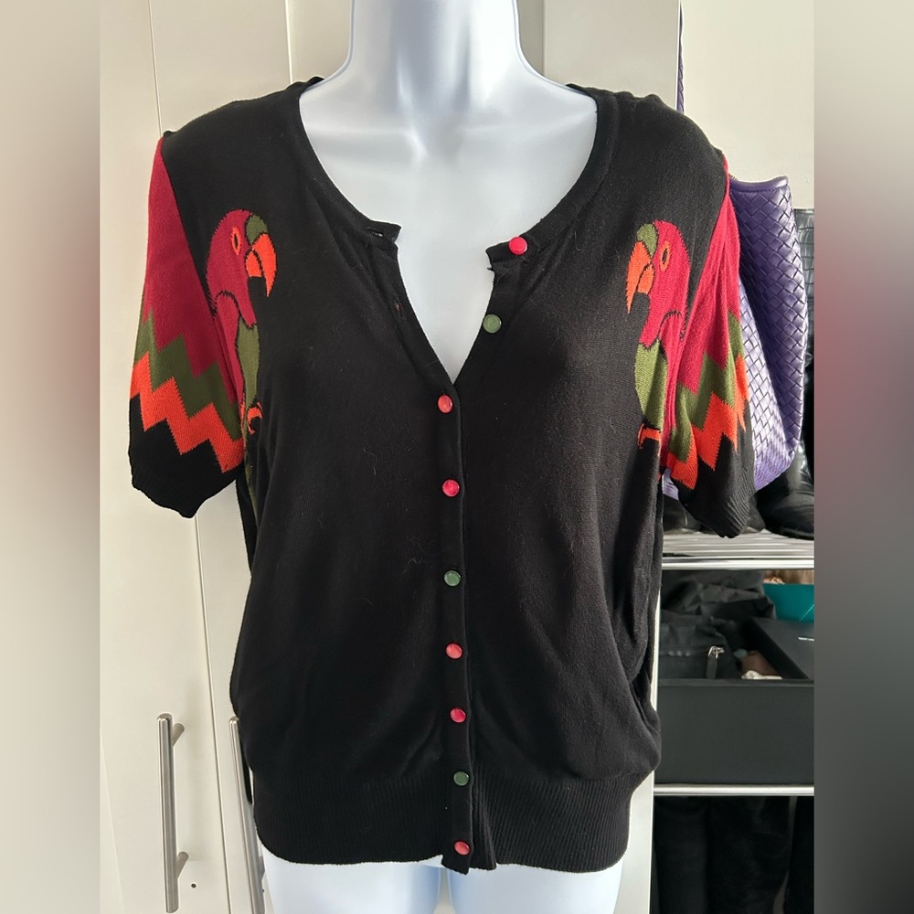 Parrot Detail Top